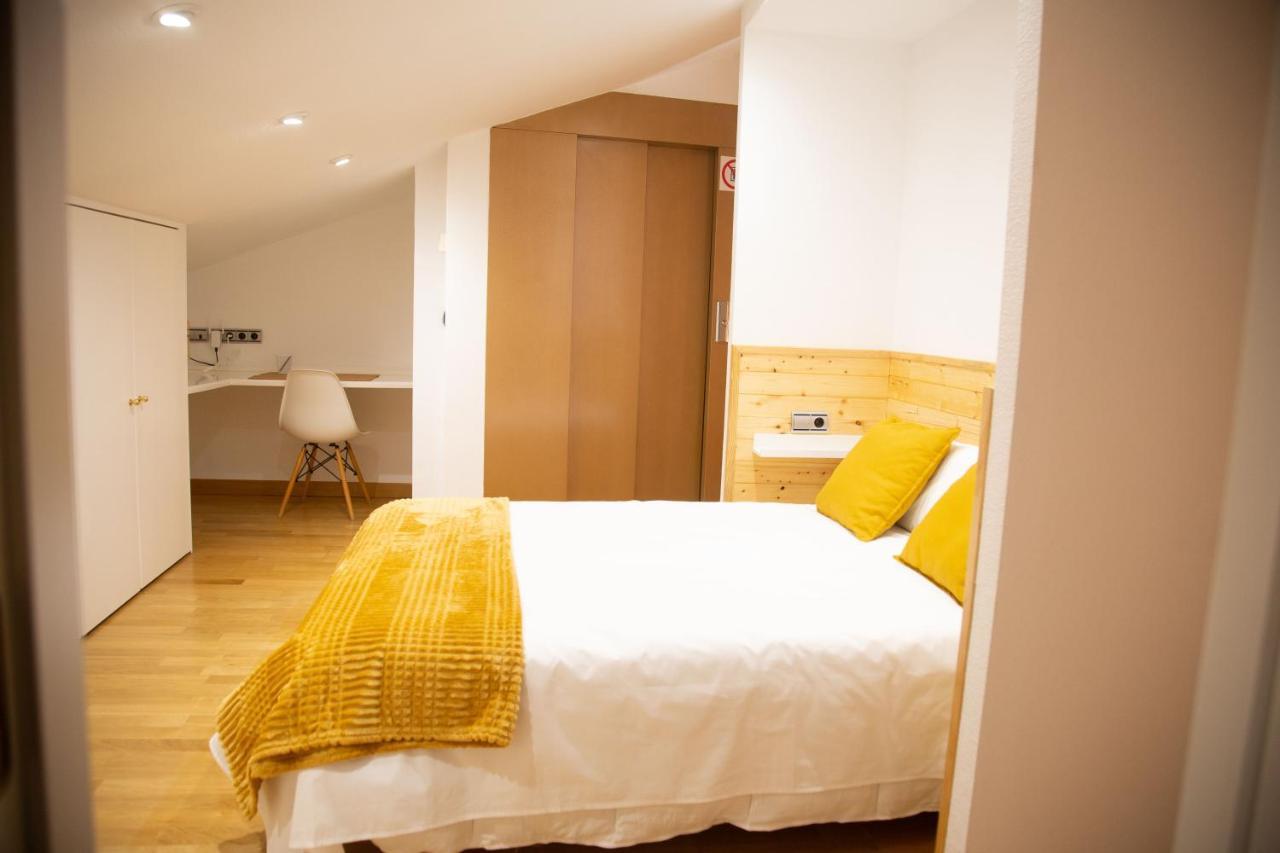 Rajabai Apartment Almansa